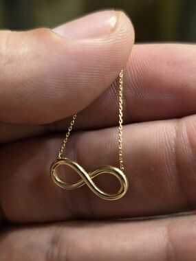 14K Gold Infinity Pendant Necklace